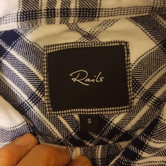 Rails plaid button Down shirt size small. - Picture 11 of 13